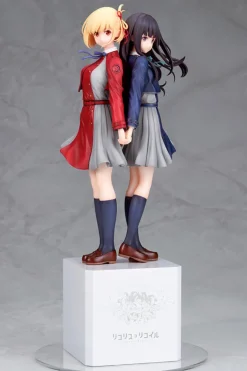 Alter Lycoris Recoil Chisato Nishikigi & Takina Inoue 1/8 Figure JAPAN OFFICIAL