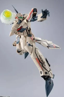 BANDAI DX Chogokin Macross Plus YF-19 Excalibur Isamu Dyson Action Figure JAPAN