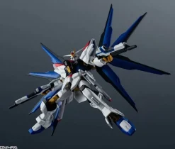 BANDAI Gundam*Gundam Universe Strike Freedom Gundam TypeII ZGMF/A-262B Action Figure