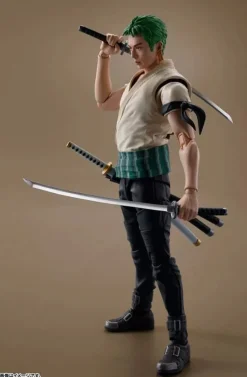 BANDAI S.H.Figuarts A Netflix Series ONE PIECE Roronoa Zoro Action Figure