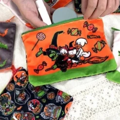 TAKARA TOMY ARTS Disney100 Halloween Special Pouch Collection Capsule Toy All 6 Set ZA-767