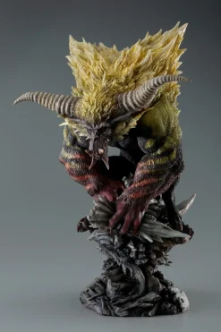 Capcom Figure Builder Creator's Model Gold Lion Furious Rajang (Reproduction Edition)
