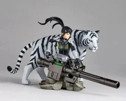 Kaiyodo Kaiju No. 8 Mina Ashiro 1/18 Figure JAPAN OFFICIAL