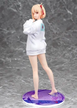 Phat Company Lycoris Recoil Chisato Nishikigi Oversized Sweatshirt Ver. 1/7 Figure JAPAN