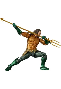 Medicom Toy MAFEX No.267 MAFEX Aquaman Gold & Green Suit Aquaman and The Lost Kingdom Figure