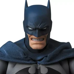 Medicom Toy MAFEX No.105 BATMAN HUSH Action Figure JAPAN OFFICIAL