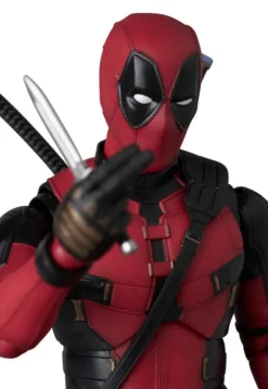 Medicom Toy MAFEX No.284 DEADPOOL Deadpool & Wolverine Ver. Action Figure JAPAN