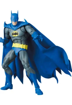 Medicom Toy MAFEX No.215 Knight Crusader Batman Action Figure JAPAN OFFICIAL