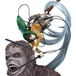 FROOF PROOF Attack on Titan Levi vs Beast Titan Figure JAPAN OFFICIAL