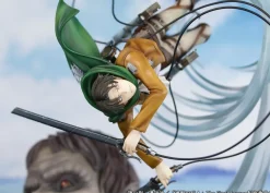 FROOF PROOF Attack on Titan Levi vs Beast Titan Figure JAPAN OFFICIAL