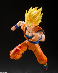 BANDAI S.H.Figuarts Super Saiyan Son Goku The Beginning of the Final Battle Figure