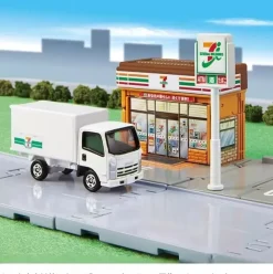 TAKARA TOMY Tomica Town Seven Eleven with Tomica Isuzu ELF JAPAN OFFICIAL