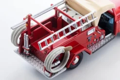 Tomytec Tomica Limited Vintage LV-31c Nissan Patrol Pump Fire Truck with Figure JAPAN