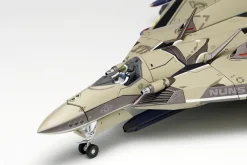 WAVE Macross Delta VF-171 Nightmare Plus Outlying Space Type 1/72 Model Kit